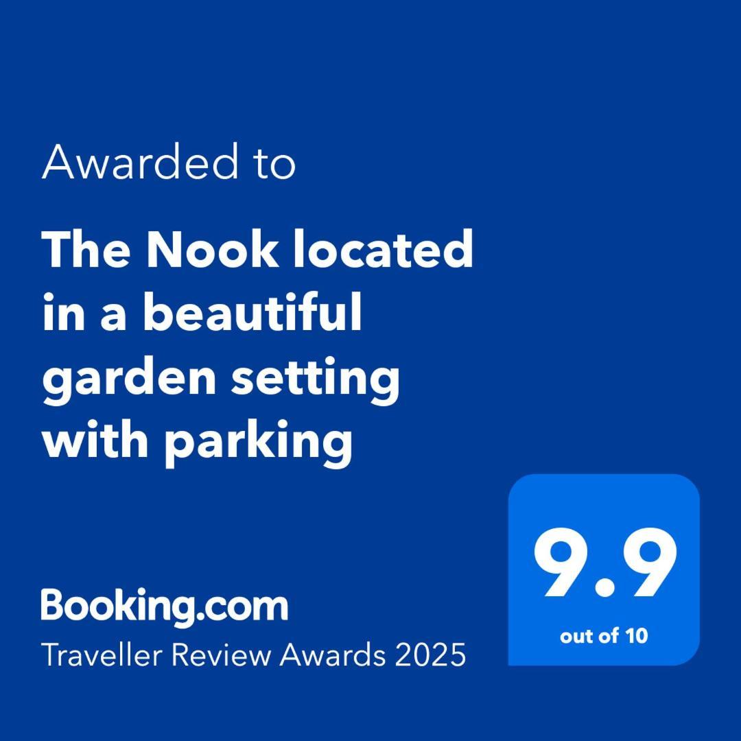 Willa The Nook Located In A Beautiful Garden Setting With Parking Stratford-upon-Avon Zewnętrze zdjęcie